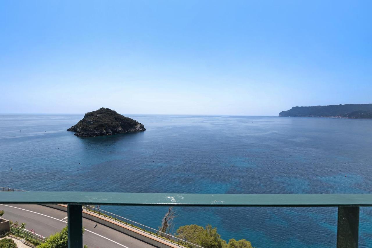 Appartamento stupenda vista mare Bergeggi Esterno foto